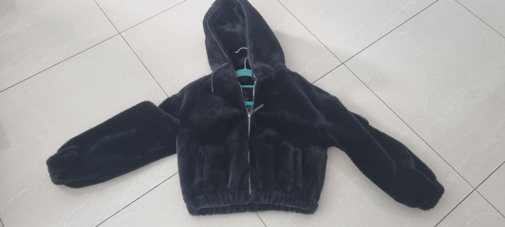 Futerko firmy Bershka