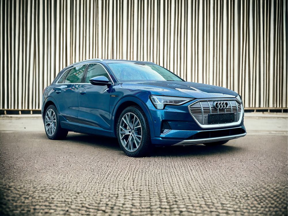 Audi E tron 95 kwt.  За 27$.