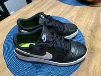 Sneakersy Nike 42