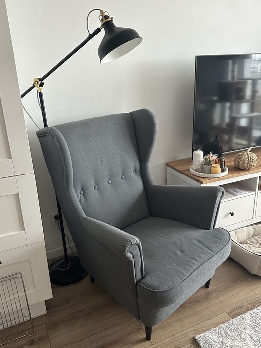 IKEA Fotel strandmon i lampa ranarp