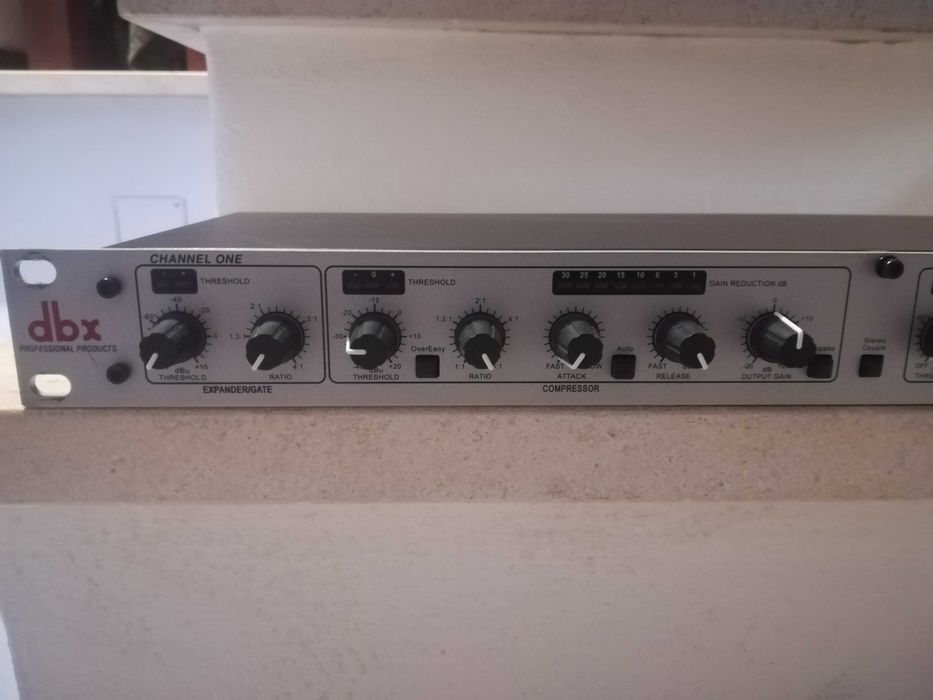 DBX 266 XS - compressor e gate