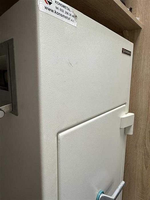 Sejf KONSMETAL na dokumenty, pieniądze (z wrzutnią!!) - SG100T2/II-EK