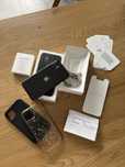 Apple Iphone 11 czarny, zestaw + etui