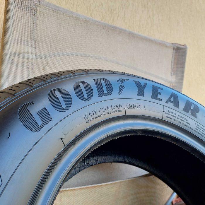 JAK NOWE Opony Letnie GOOD YEAR EFFICIENT GRIP 215/65/16 7mm bieżnika