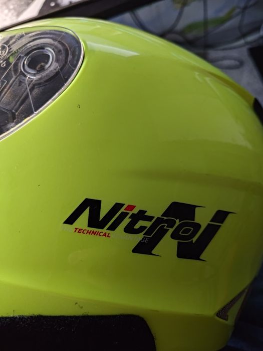 Мотошолом Nitro N2300 (SA-36SV) – розмір L, флуоресцентний