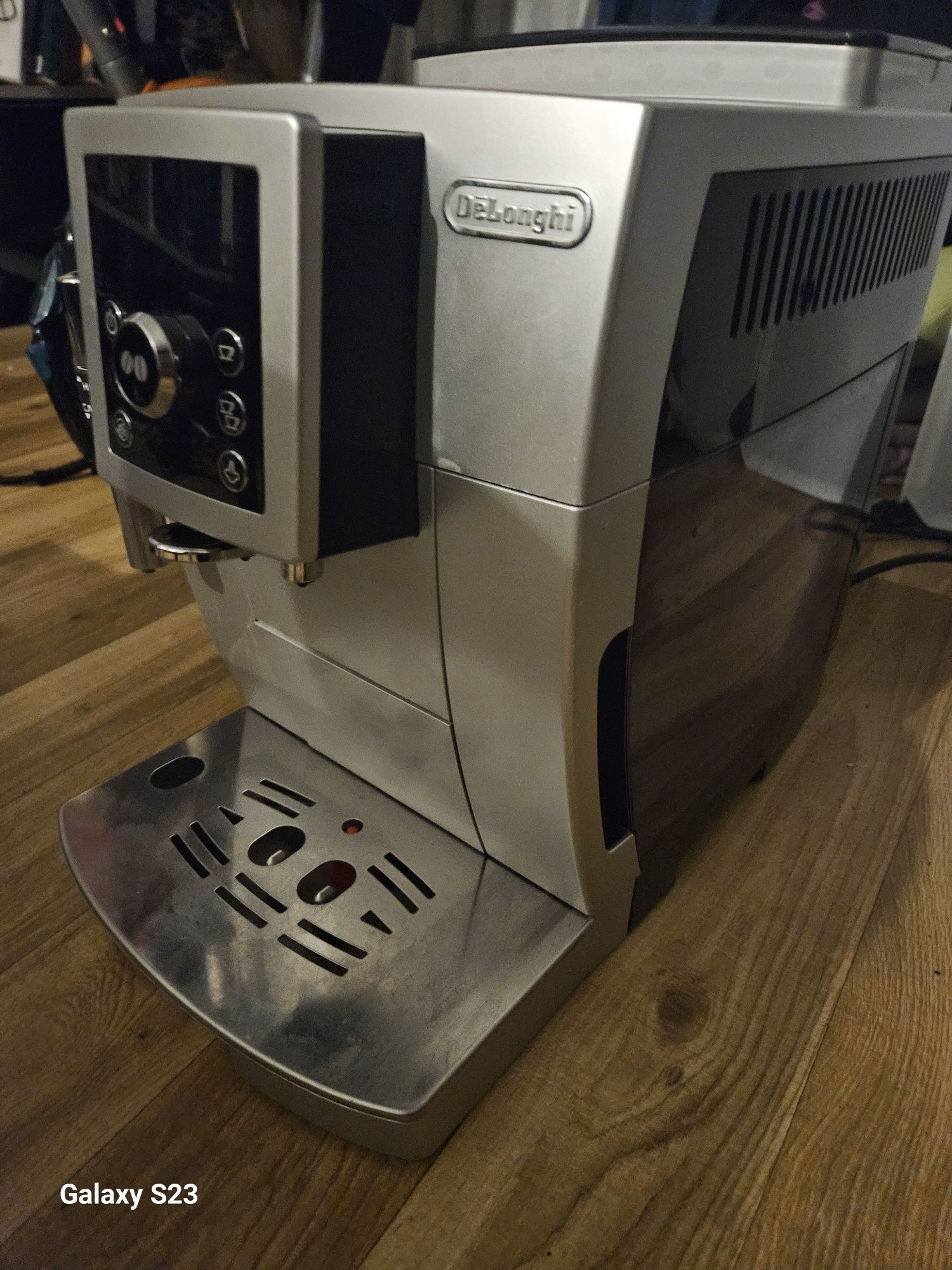 Ekspres Delonghi