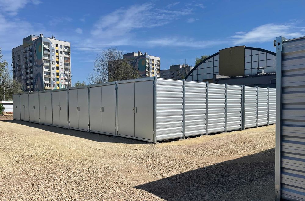 Sprzedam kontenery do systemu magazynowego self storage w 4 rozmiarach