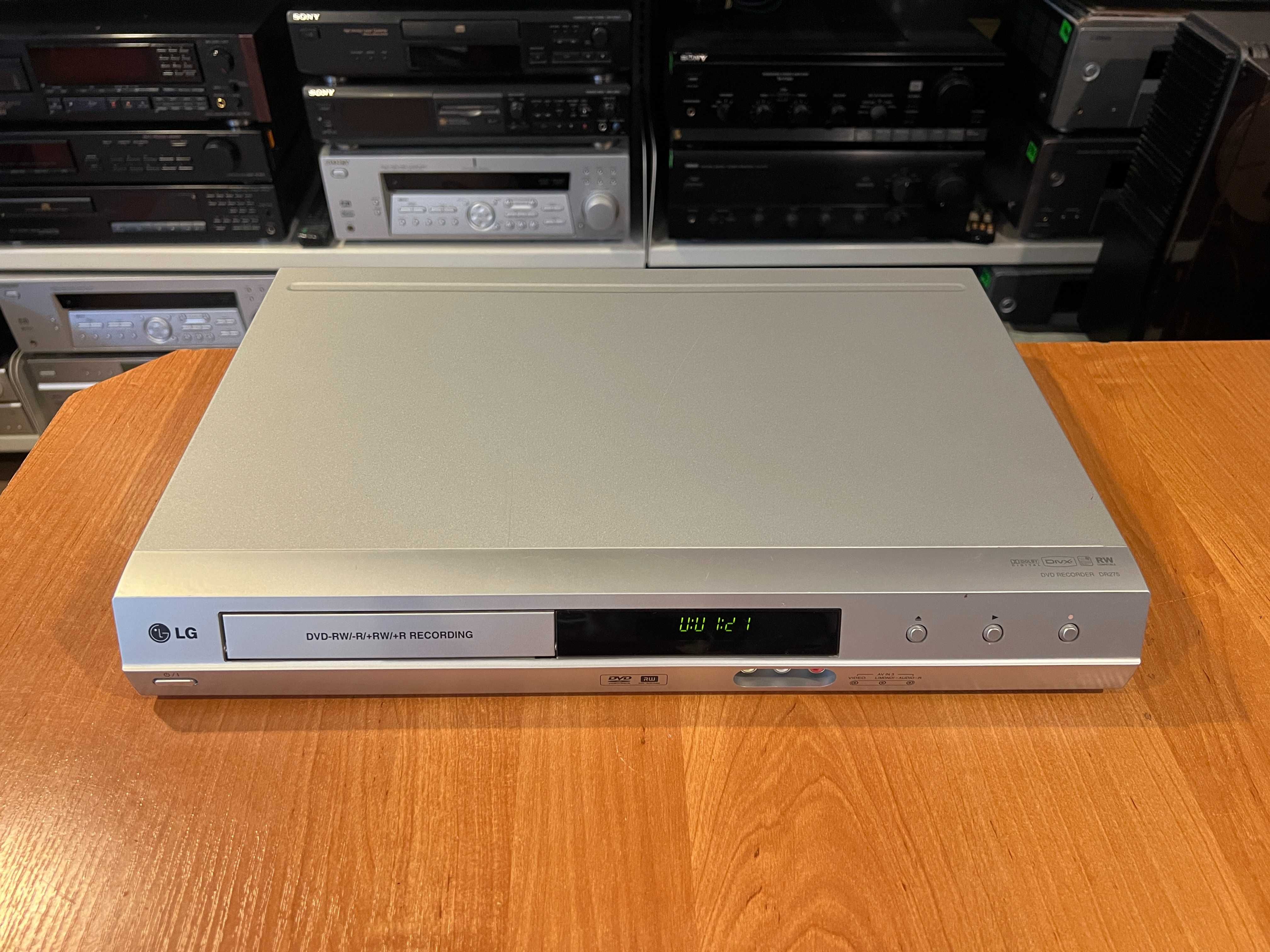 Odtwarzacz CD/DVD LG DR275 Audio Room