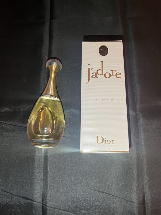 J’adore Dior perfum
