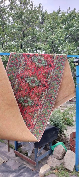 Продам ковровую дорожку 4,70см.