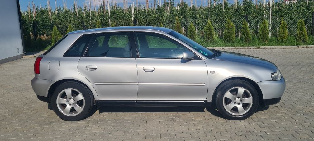 Audi A3 lift 1.6mpi Klima Alu Elektryka servis Super Stan!