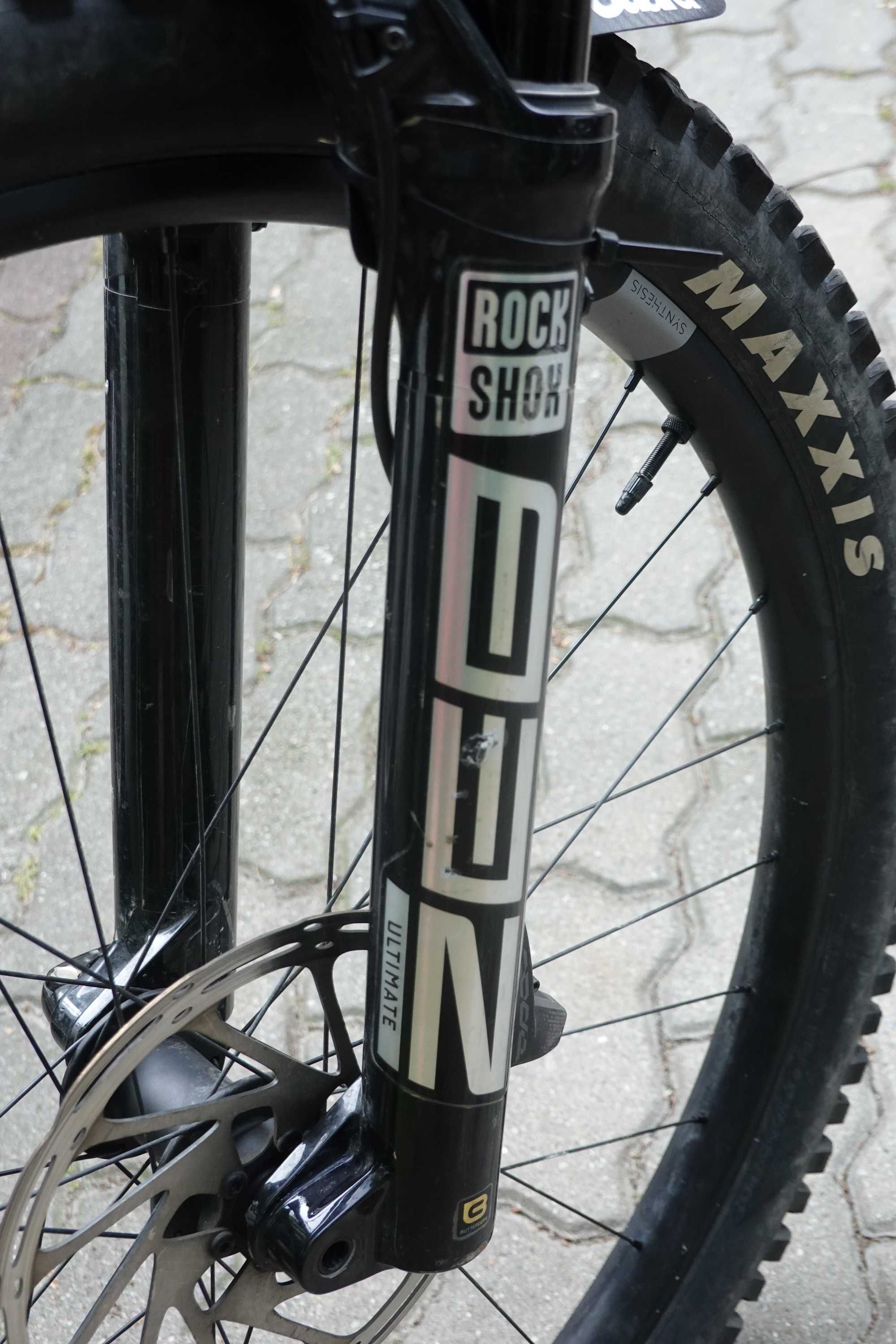 YT Capra Core 3 Lava red SRAM GX EAGLE AXS, RockShox ZEB super stan