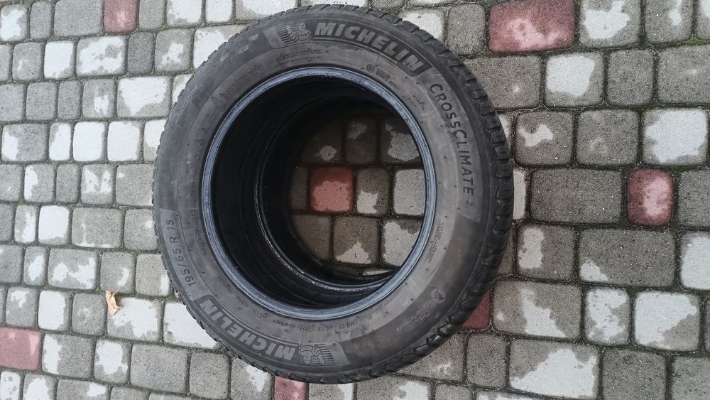2szt Michelin crossclimate 2 195/65 r15 2022