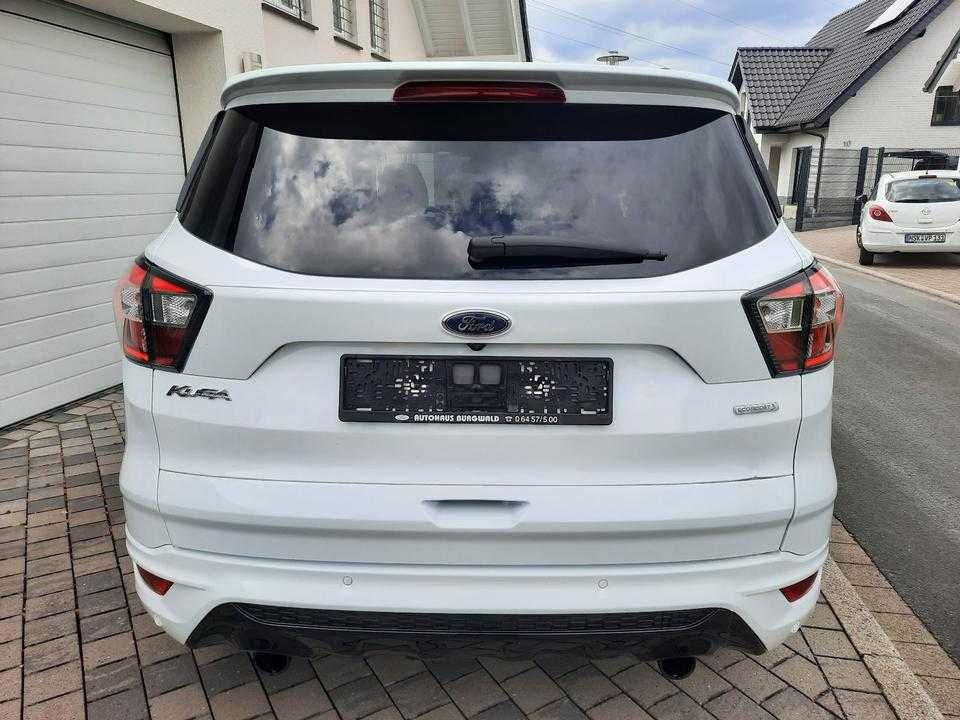 Ford Kuga Wersja ST-Line Full Full DISEL