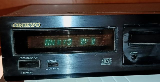 ONKYO DVD Player Model DV-5525