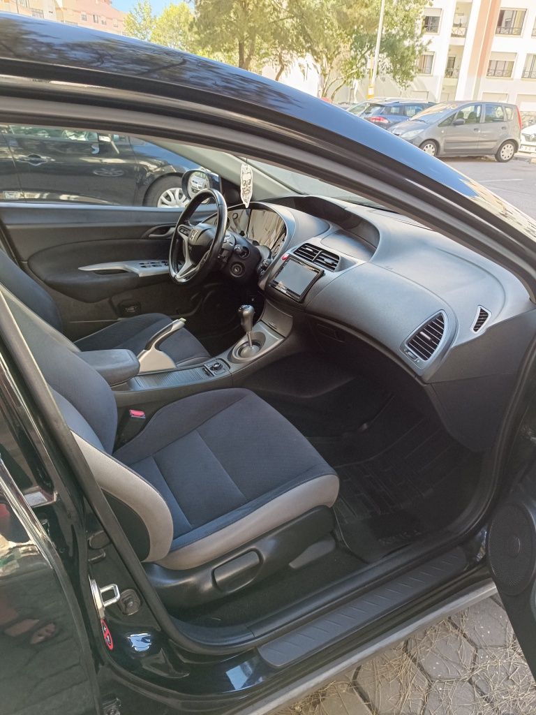 Honda Civic Sport 1.8 140cv