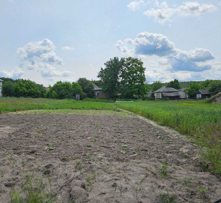 Пухівка. Продам 28сот під забудову, асфальт, житлова вулиця, поряд ліс