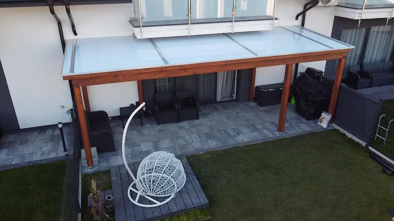 Taras drewniany  7 x 3 m BSH (pergola żaluzje)