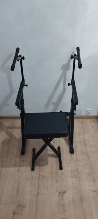 Yamaha Modx7 wraz z casem i akcesoriami