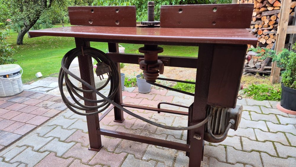 Heblarka do drewna wraz z frezem