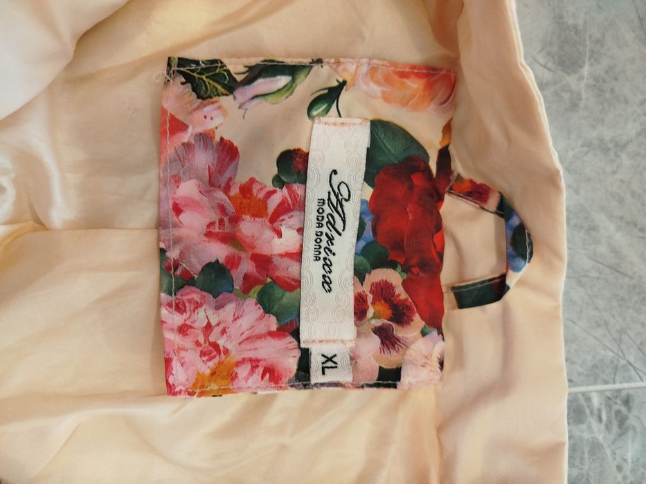 Kurtka kwiatki 38/40