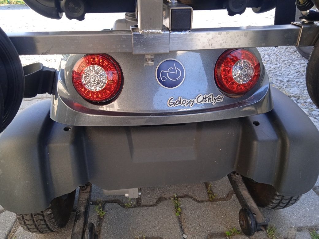 Skuter Wózek elektryczny inwalidzki dla seniora