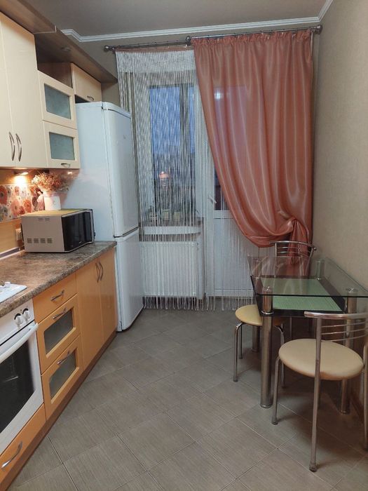 Оренда 2рівневої квартири в самому центрі міста