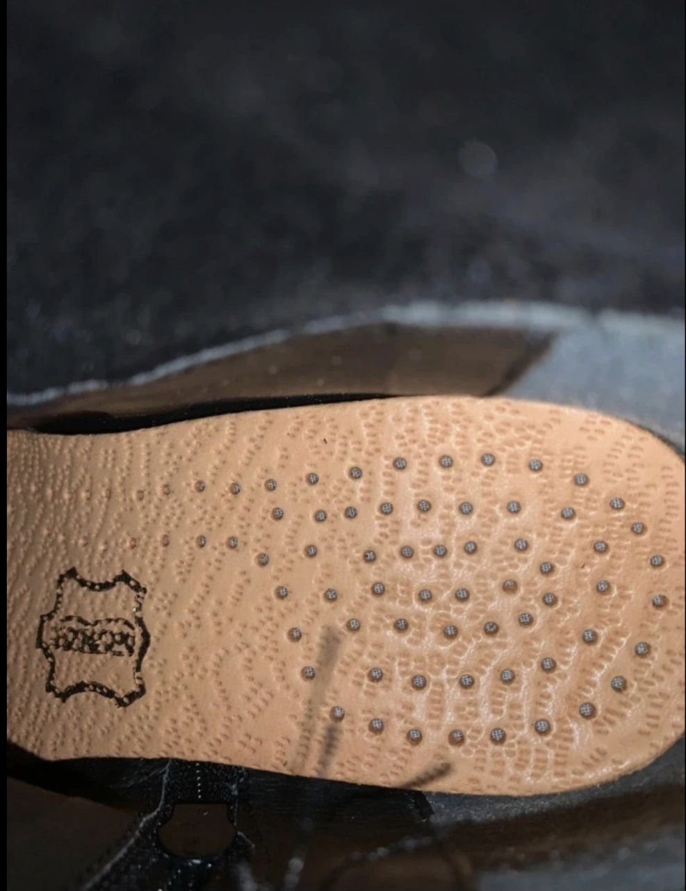 Botas acima do joelho, pretas de pele