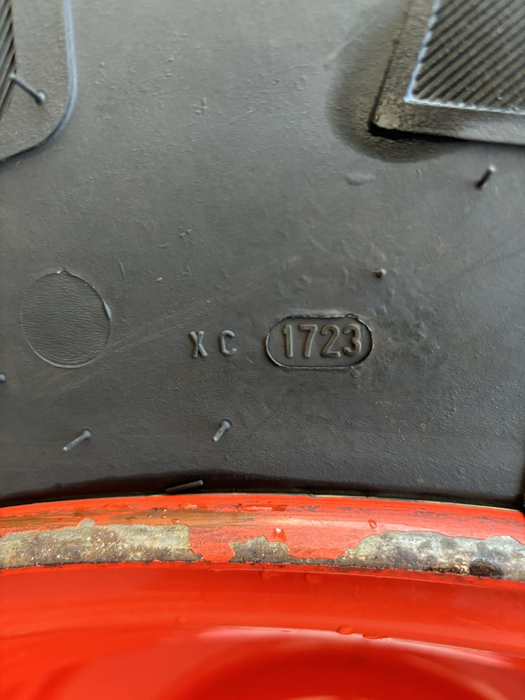 Koła kombajn CLASS oryginalne nowe rozmiar 800/65 r32 TRELLEBORG