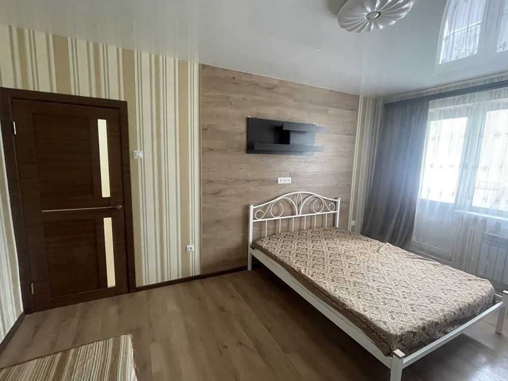 2к.кв. 2 балкона, ул. Космическая, м. Научная, Центр