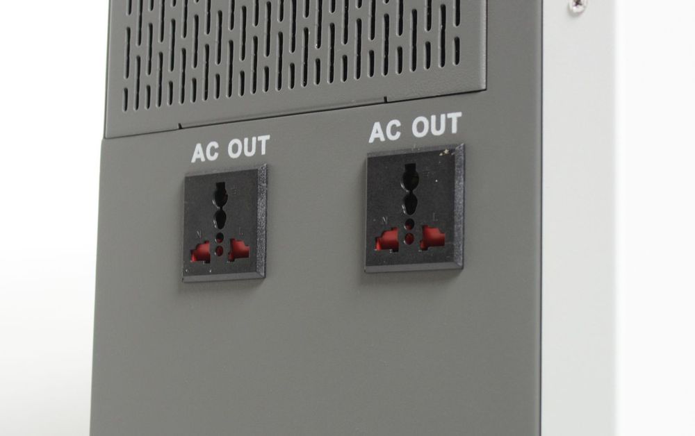 Інвертор3,6кв + акумулятор станція