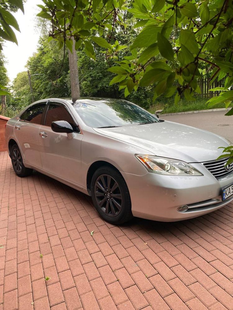 Lexus ES 350 идеал! Низ рынка!
