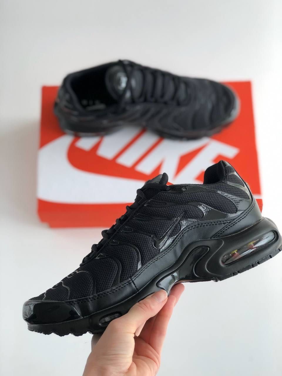 Мужские кроссовки Nike Air Max Tn Plus black. Размеры 39-45