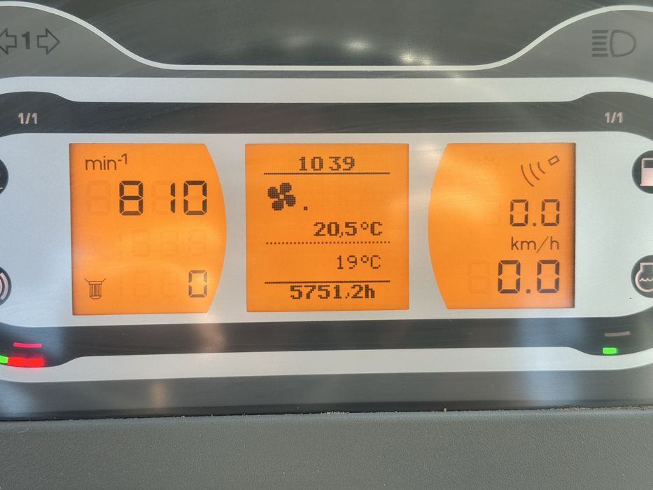 FENDT 828 Vario Profi Plus -  serwisowany / Zamiana