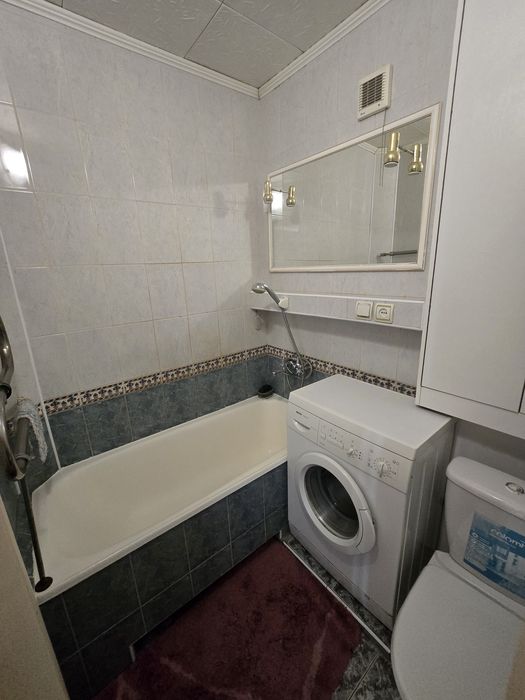 Сдам 2-х комнатную квартиру Дарницкая  площадь