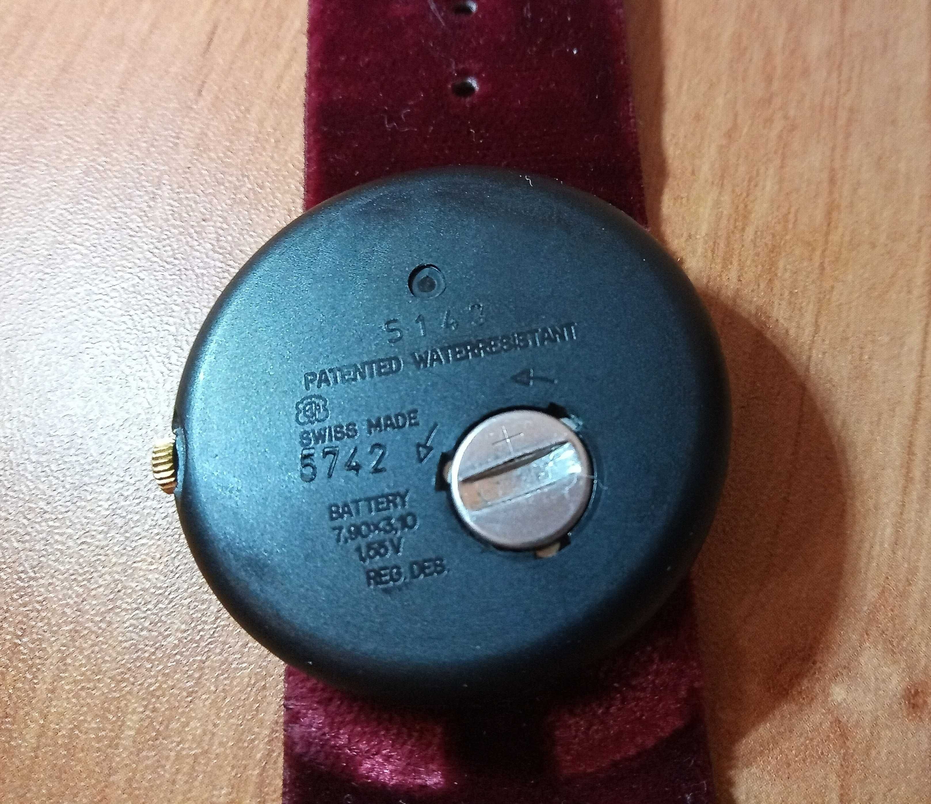 Винтажные часы SWATCH POP Red Velvet. Швейцария