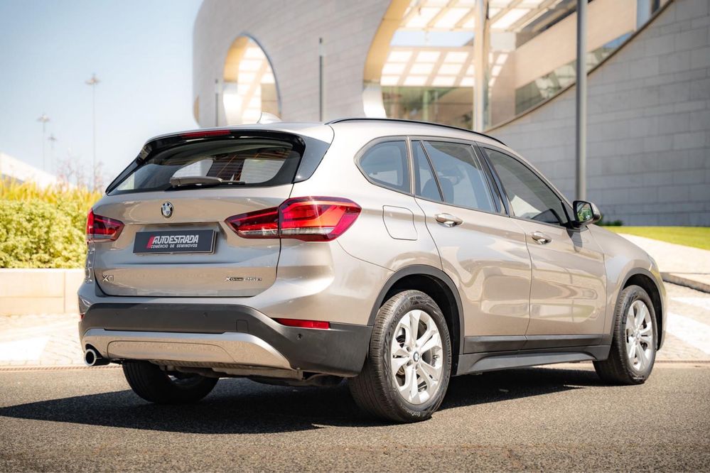 BMW X1 25e Advantage Aceito financiamento ate 120 meses