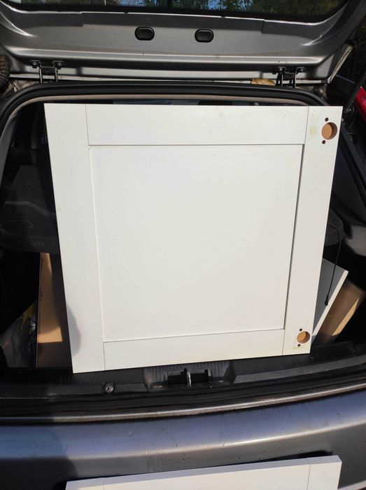 Fronty szafek kuchennych, Ikea savedal, białe.