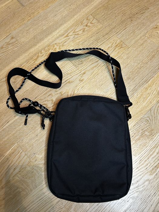 Мессенждер C.p compani,  levis, lacosta, nike