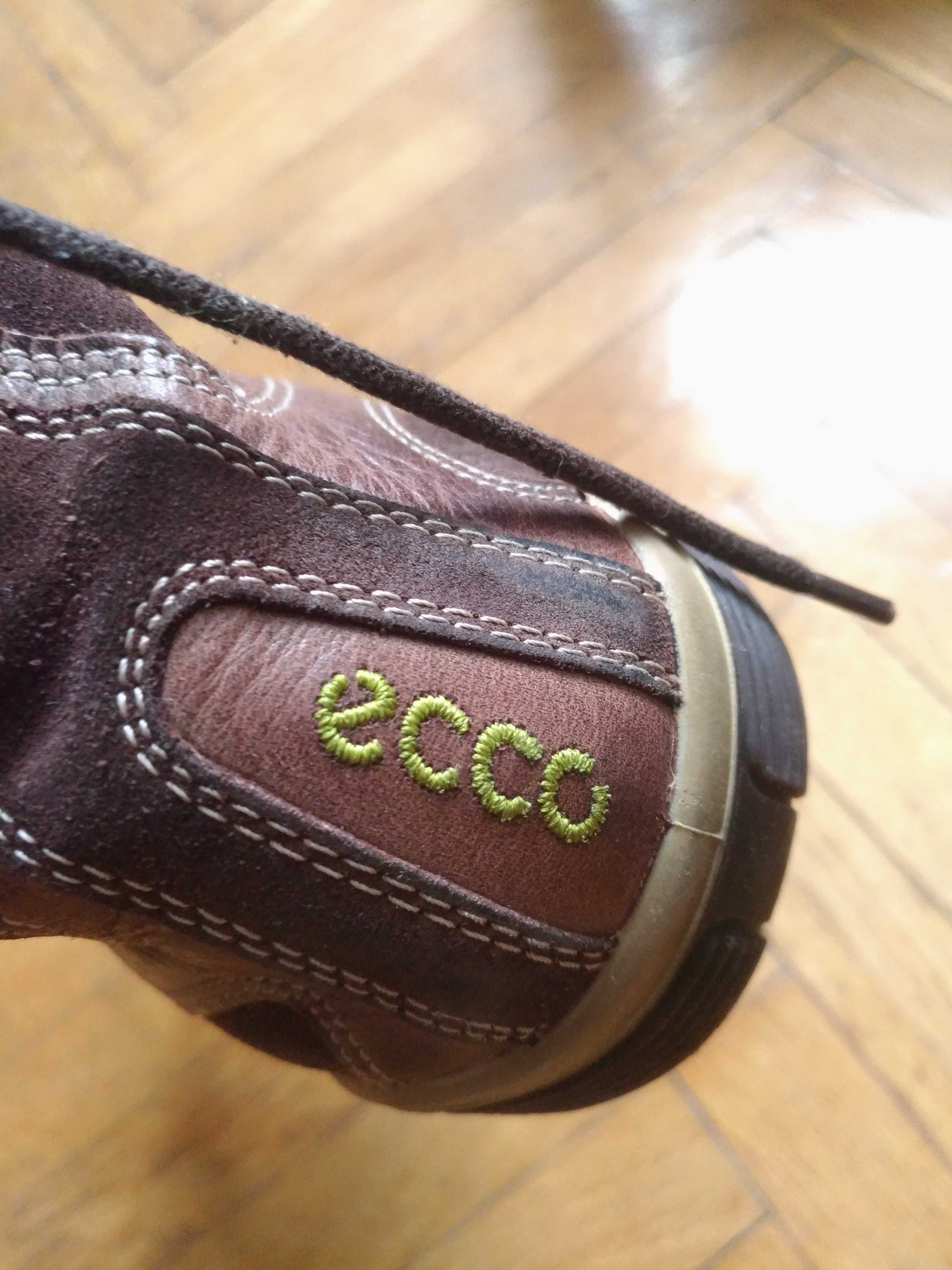 Sportowe trekkingowe buty brązowe Ecco 39