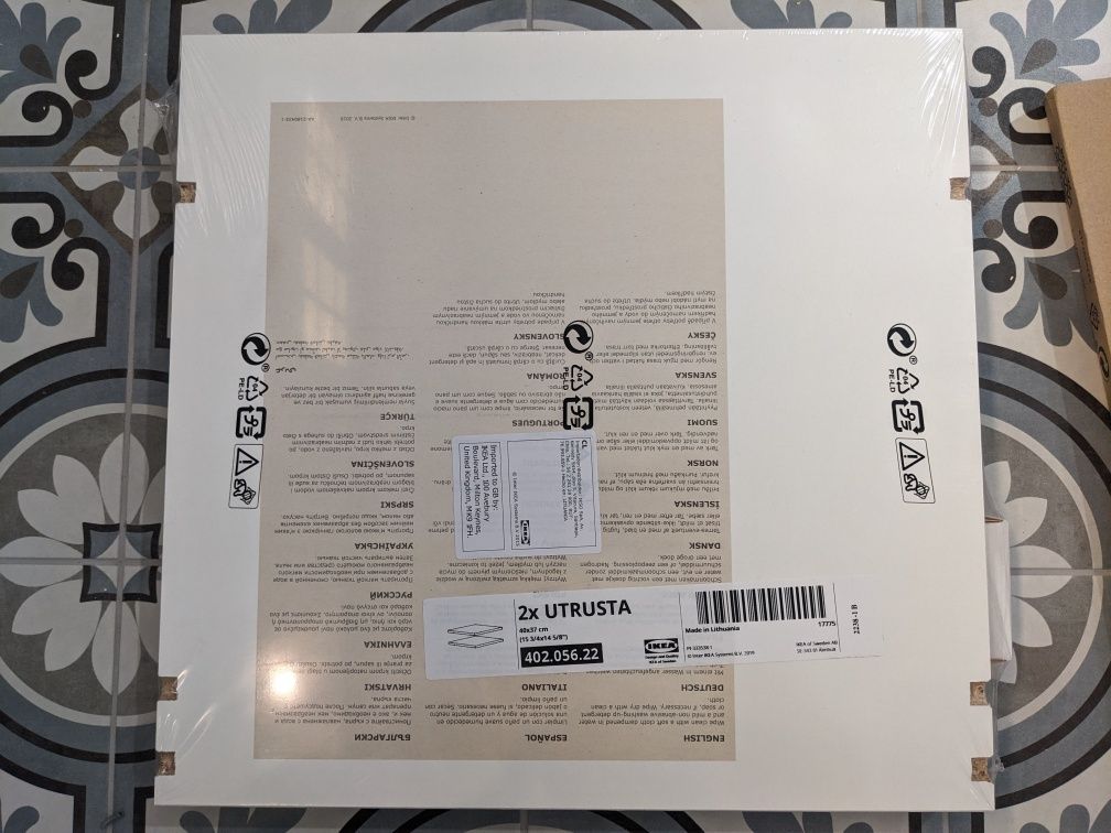 IKEA 2xUtrusta półki 40x37 402.056.22