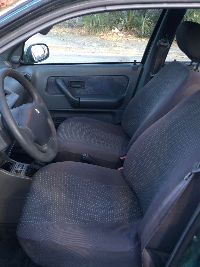 Renault Clio 1.2 gasolina 1997