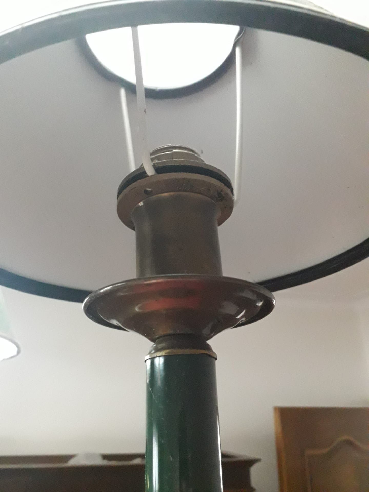 Candeeiro de Teto com 3 lâmpadas
