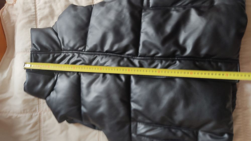 Женский жилет Zara из искусственной кожи