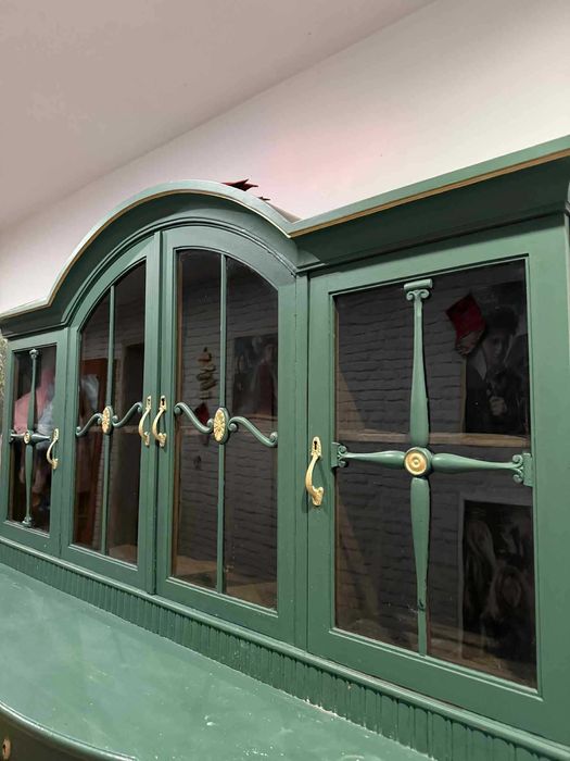 Kredens komoda witryna