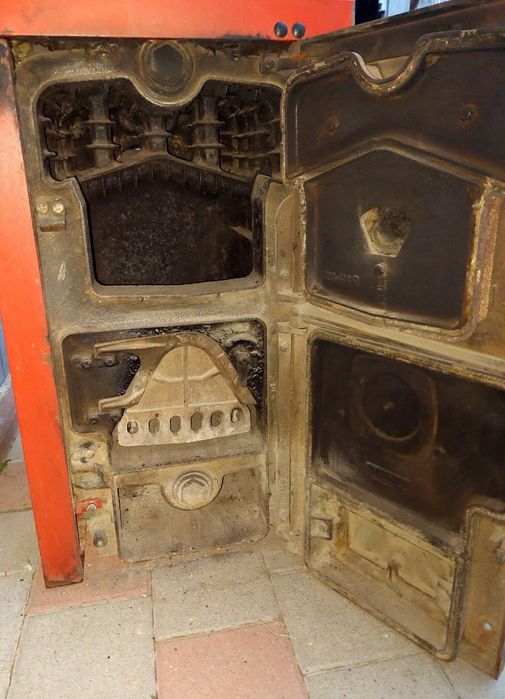 Продам Котел ВІАДРУС на дровах в хорошому стані