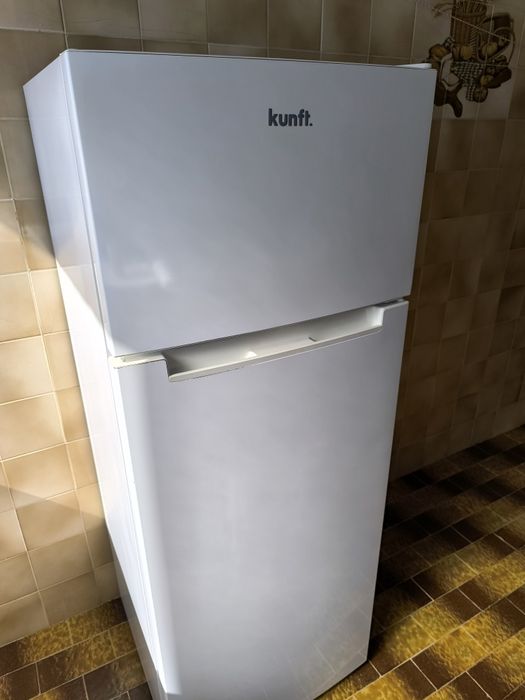 Frigorífico Kunft em excelente estado