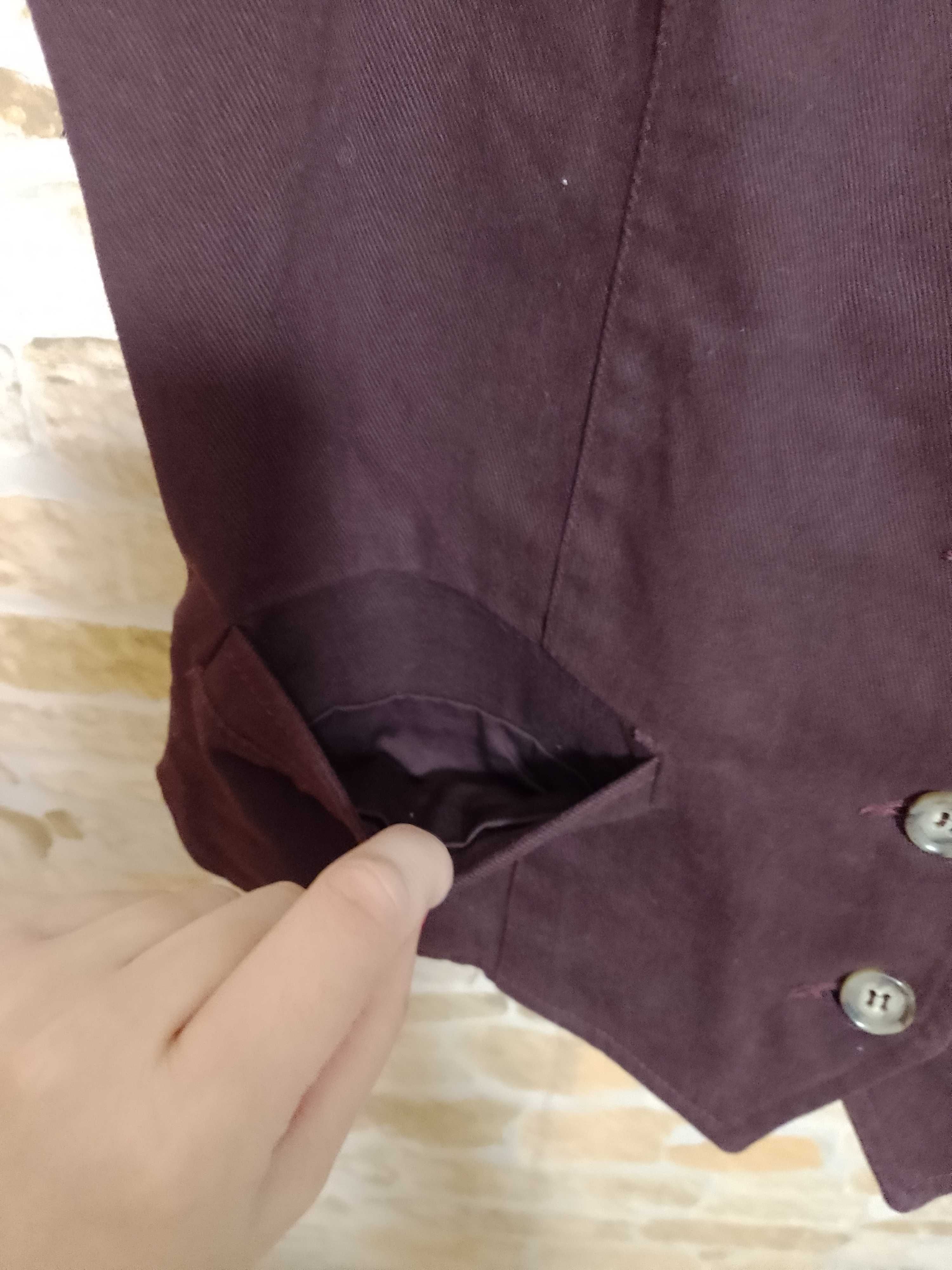 (38/40) (M/L) Bordowa, włoska Kamizelka dżinsowa z Londynu