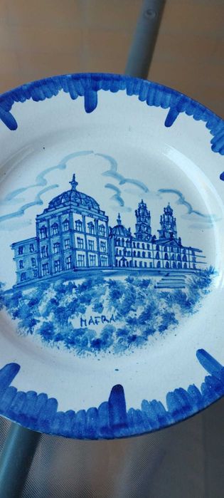 Prato de Porcelana pintado à mão