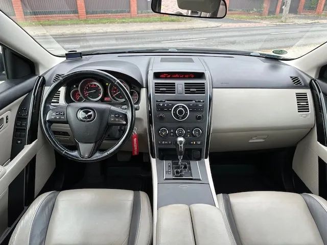 Mazda CX-9